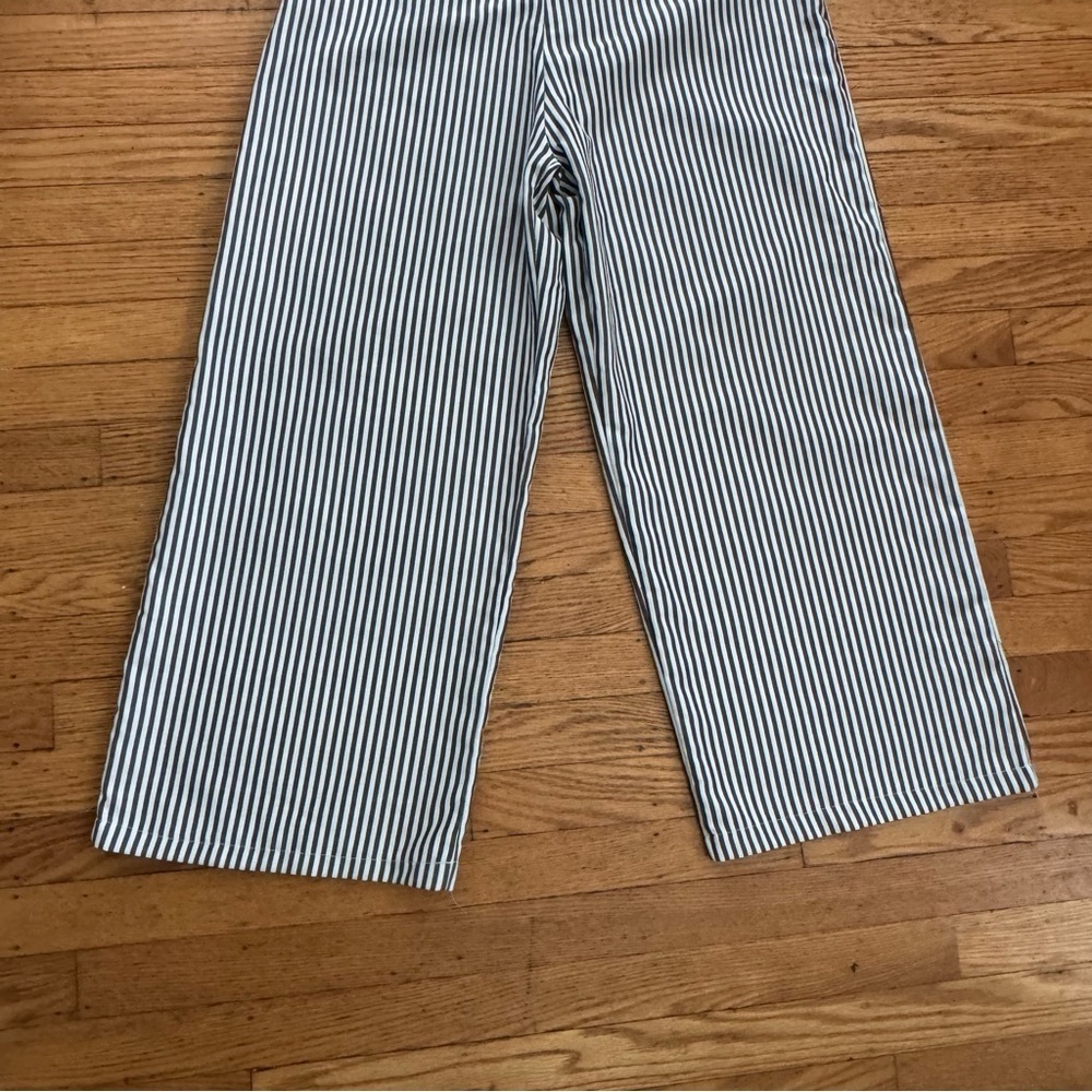 Women’s Jumpsuit Blue and White Size S Casual, Romper,‎ Relaxed, Comfy - Picture 6 of 10